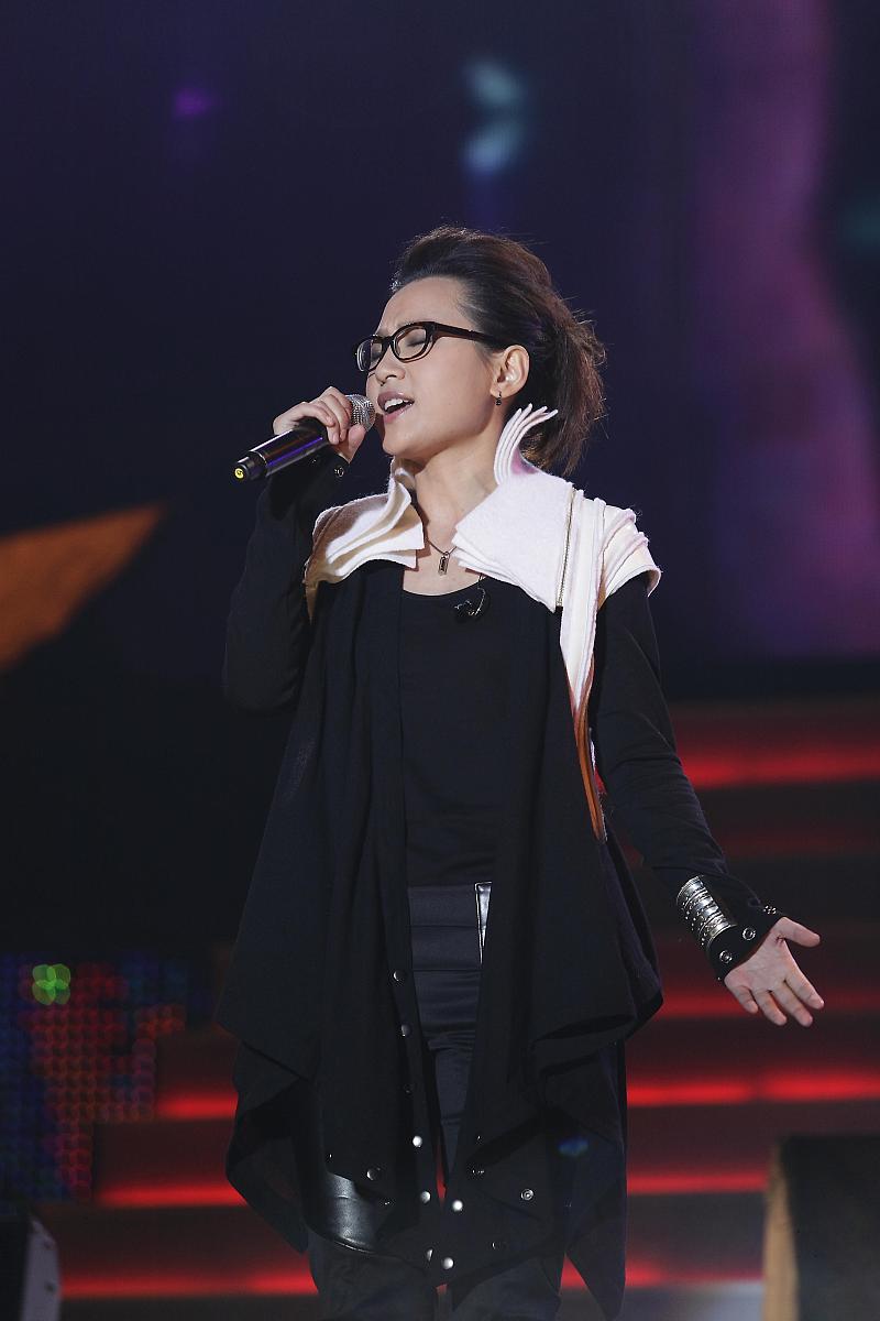 2010年11月6日,上海,2010"超越极限"巨星演唱会.