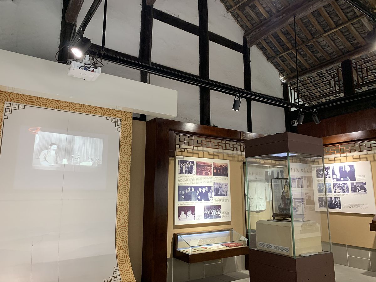 南充适合女生的中专学校专业