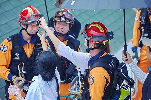 安徽媒体曝光求助热线号码。要求：写一篇500字左右的文章。