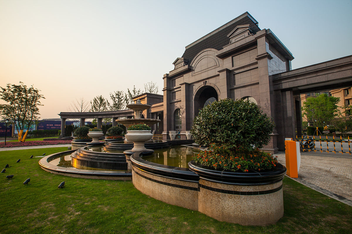 南京金域华府：江宁区高端住宅小区，设施齐全，生活体验优越