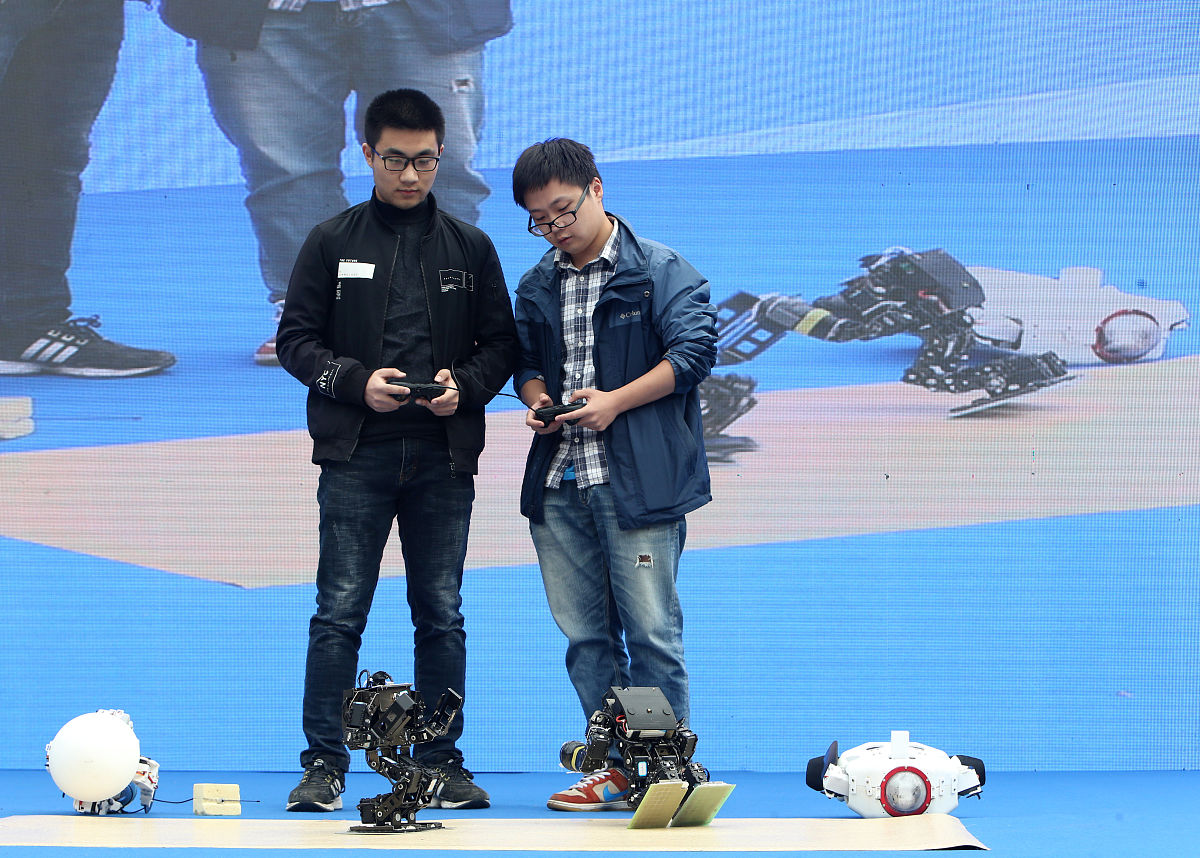 南昌理工技工学校管理制度：完善、注重素质和个性化发展