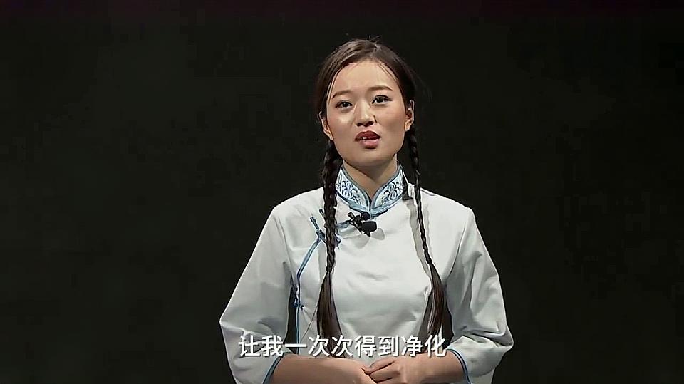 [图]北大才女博士,诗词大会冠军演讲,造机器人的诗人