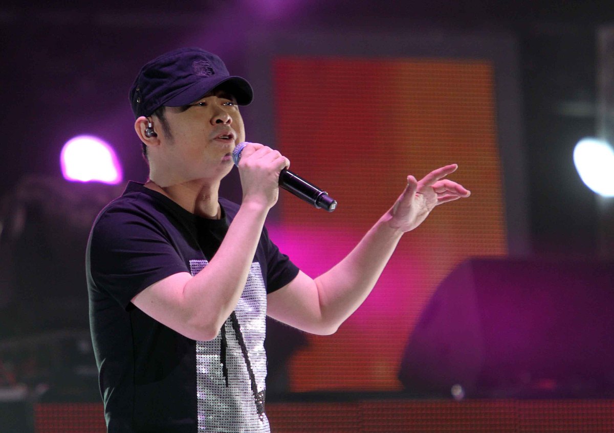 2011年5月21日,北京,2011刀郎"谢谢你"巡回演唱会的首站演出在北京万
