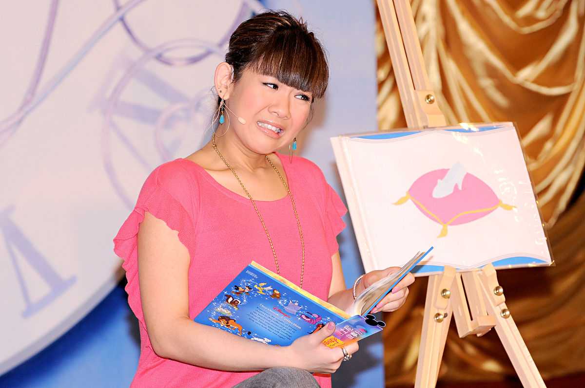 童话故事塑造儿童道德观：《灰姑娘》案例分析