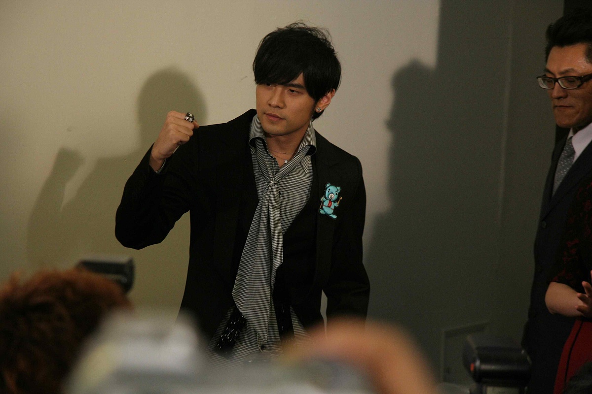 周杰伦 - 华语流行音乐天王