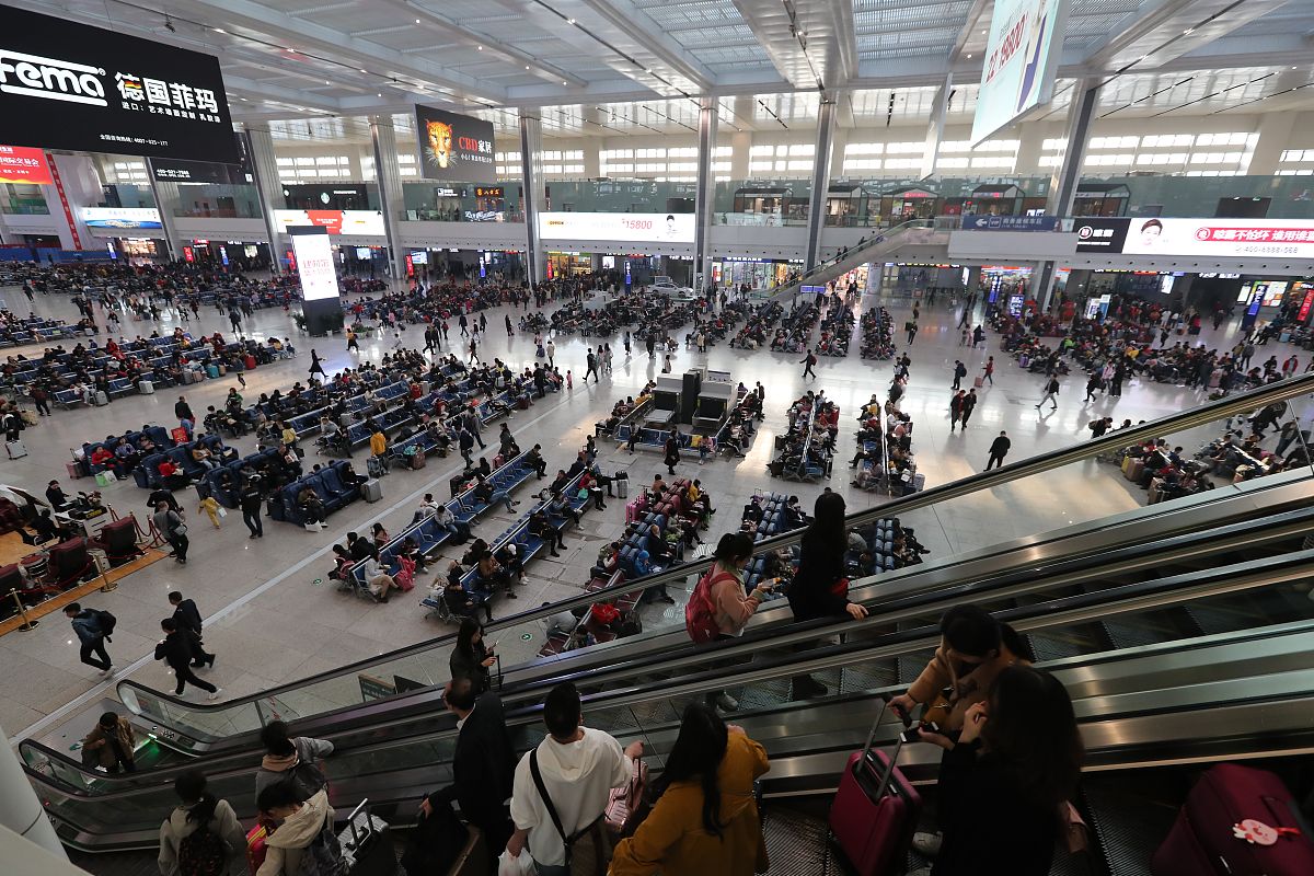 2017年重庆机场旅客吞吐量3966万人次