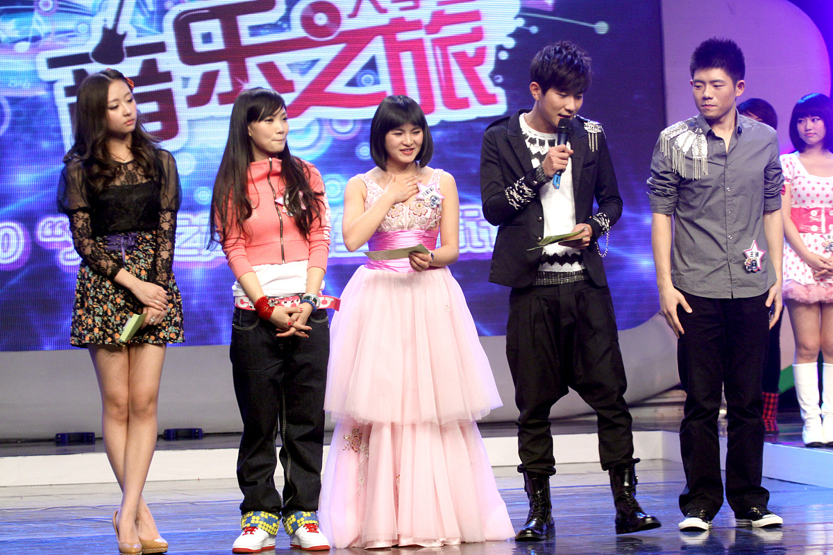 2010年12月14日,北京,青春绽放"大学生音乐之旅决赛.***_***+++_+++比