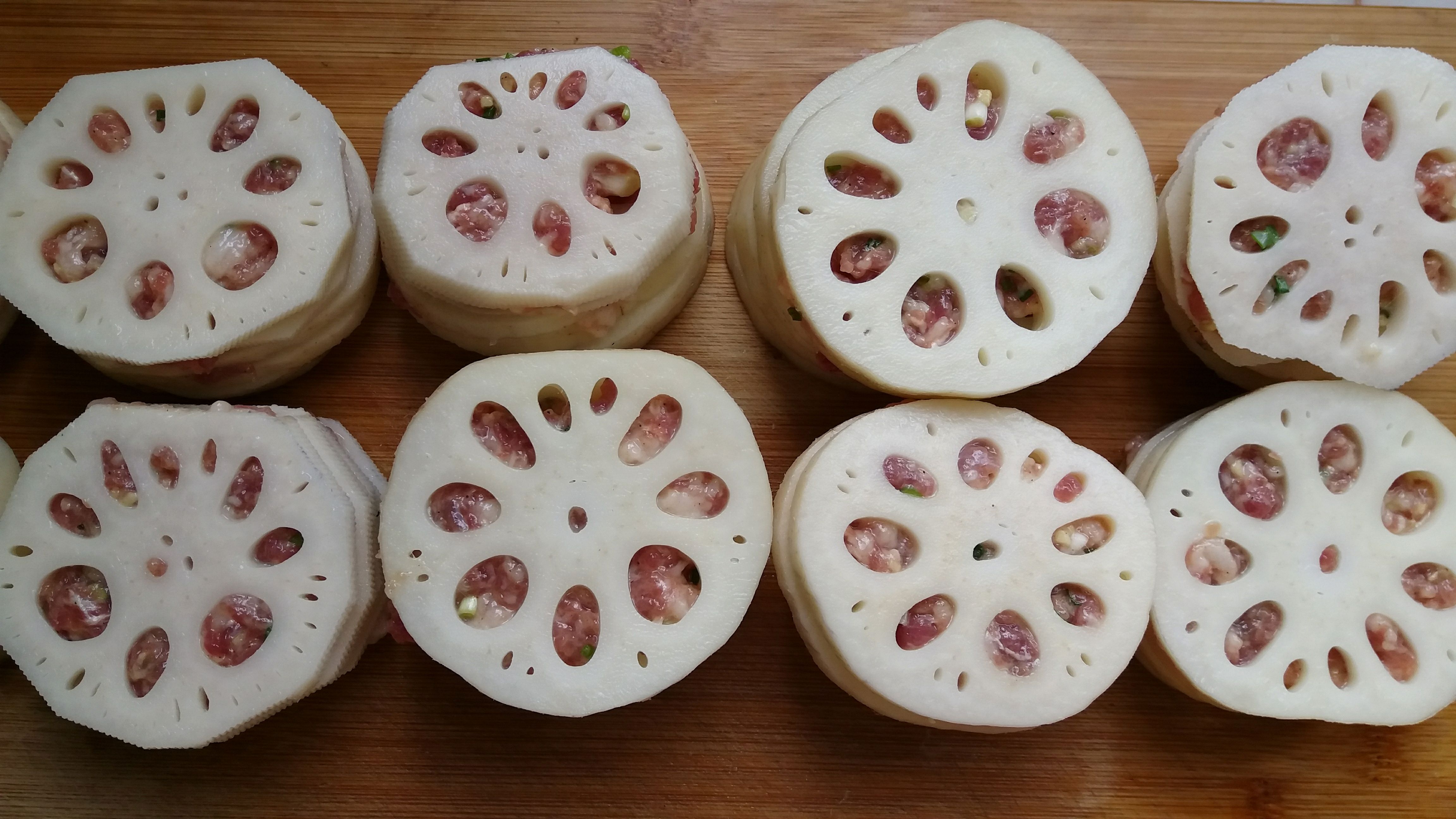 莲藕最好吃的做法,香酥美味,南方的酒席上经常会看到它