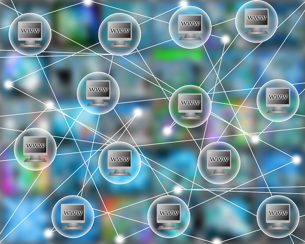 在VGG中卷积网络达到了19层在GoogLeNet中网络史无前例地达到了22层。而在深度学习中网络层数增多一般容易导致计算资源消耗、过拟合、梯度消失或爆炸等多种问题这些问题可以从多个方面得到预防和解决。但现有的实验数据表明随着神经网络层数的增加网络性能会出现退化26degradation现象。这意味着随着网络层数的增多训练集的损失会逐渐下降并趋于稳定但如果继续增加网络深度训练集的损失反而会增加。需