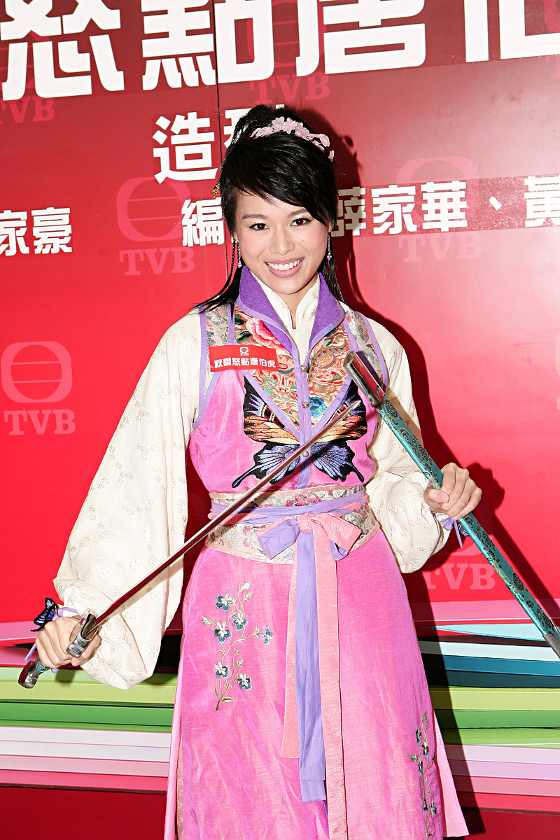 2008年10月15日,香港,20集搞笑古装剧《秋香怒点唐伯虎》试造型.胡杏