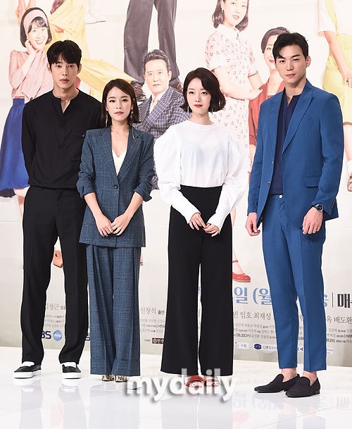 2017年8月8日,首尔, kbs2tv早间剧《盛开吧达顺》的新闻发布会在首尔
