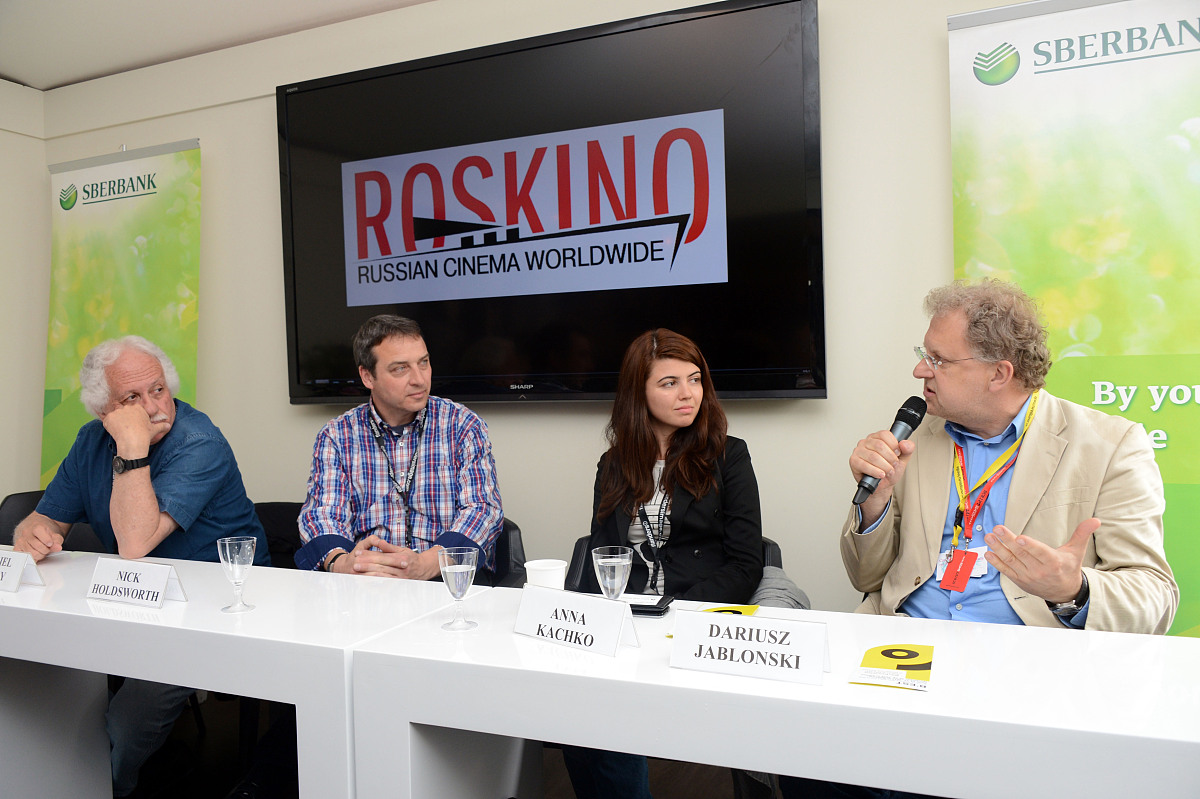 FEBS LETTERS期刊目前编辑