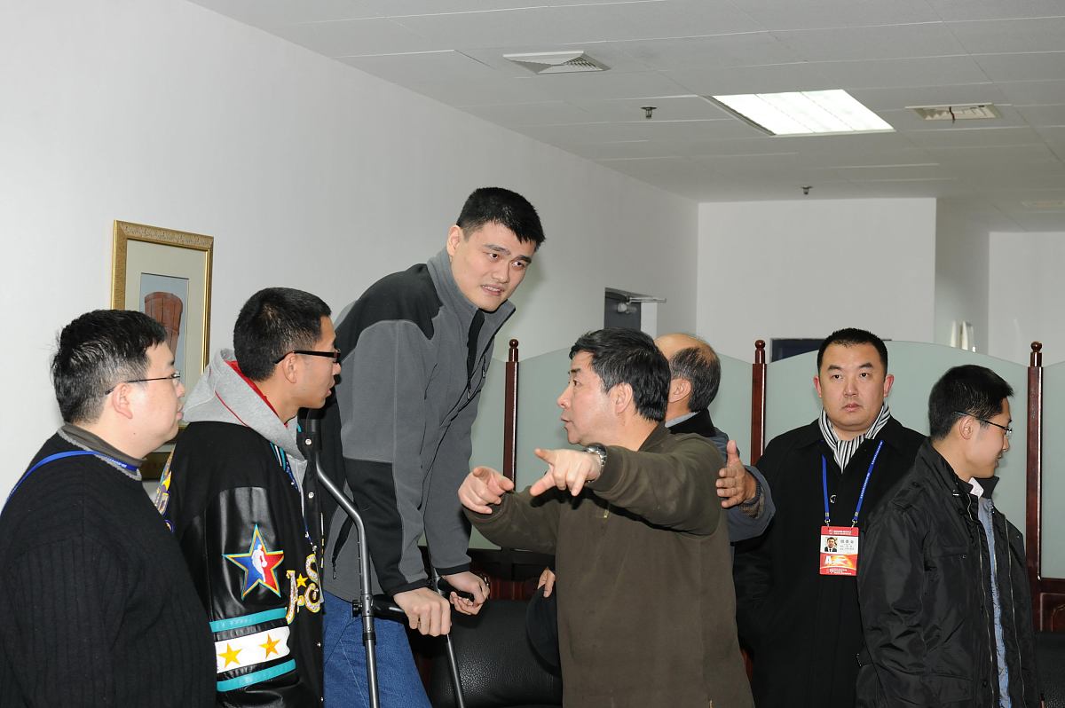 山东博士乐液压有限公司董事长刘林新把私人小作坊发展到国家级高新技术企业的创业故事要求字数在3000字作用故事要充满矛盾性着重写如何打开创业之初的艰难局面、作为一家社会企业如何回馈社会、如何实现技术创新、刘林欣如何从一名农村出来的大学生成长为创业家等