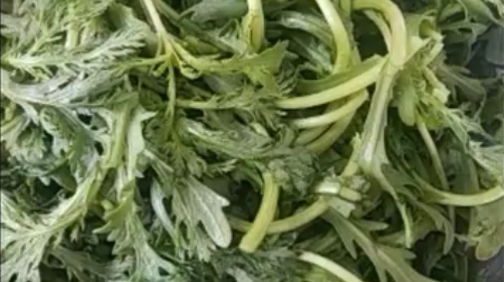 地道家乡菜蒸茼蒿,简单美味,还对身体好!