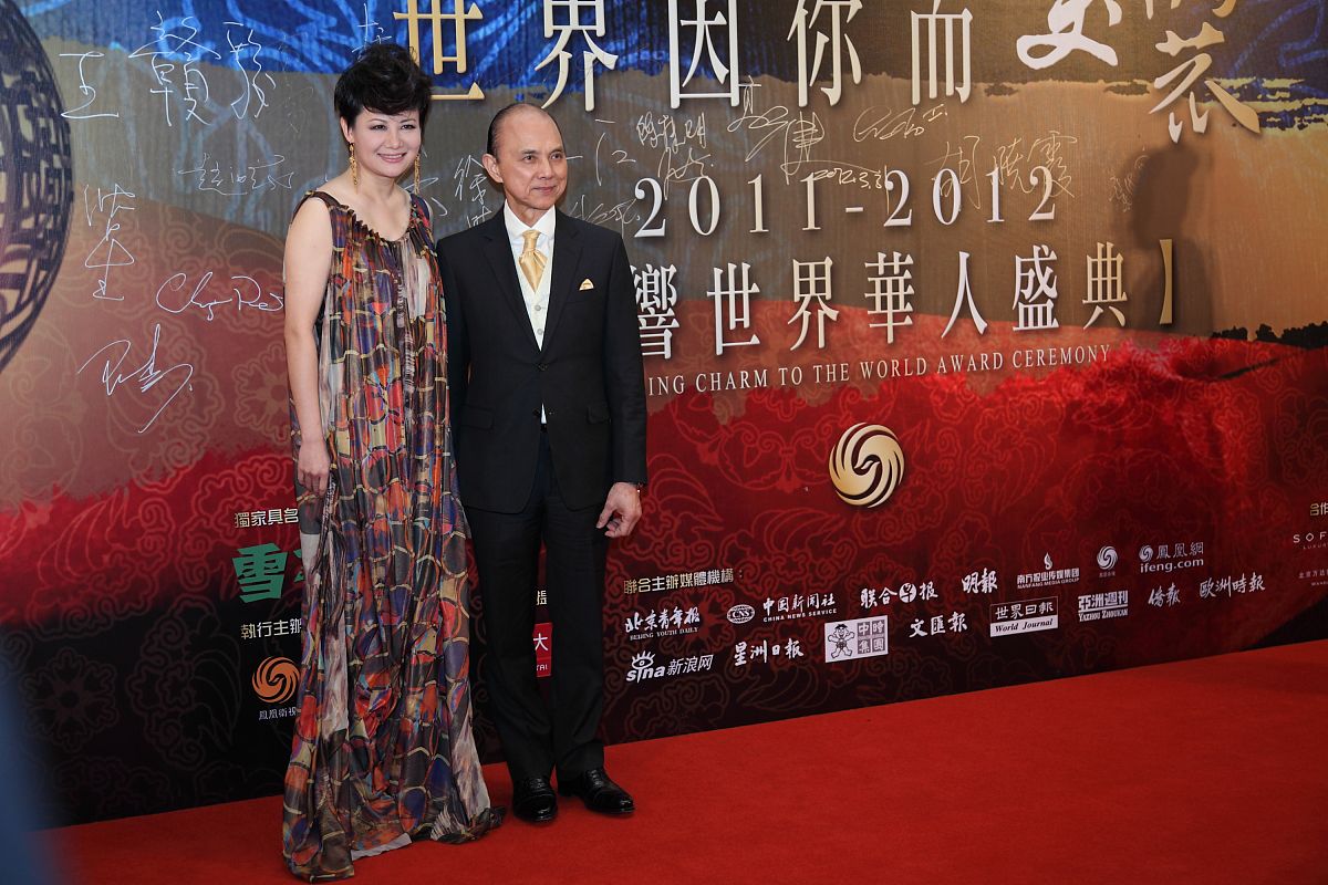 2012年3月31日,北京,《世界因你美丽-影响世界华人盛典2011至2012》在