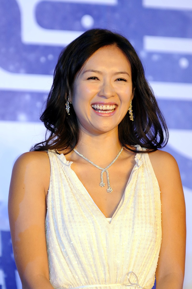 2009年6月1日,北京,电影《非常完美》官网启动发布会举行.***_***章子