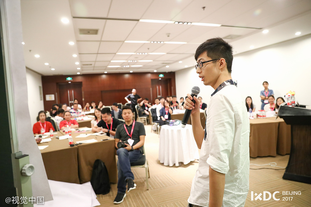 理论性人才与技能型人才的辩论赛 双方的辩论