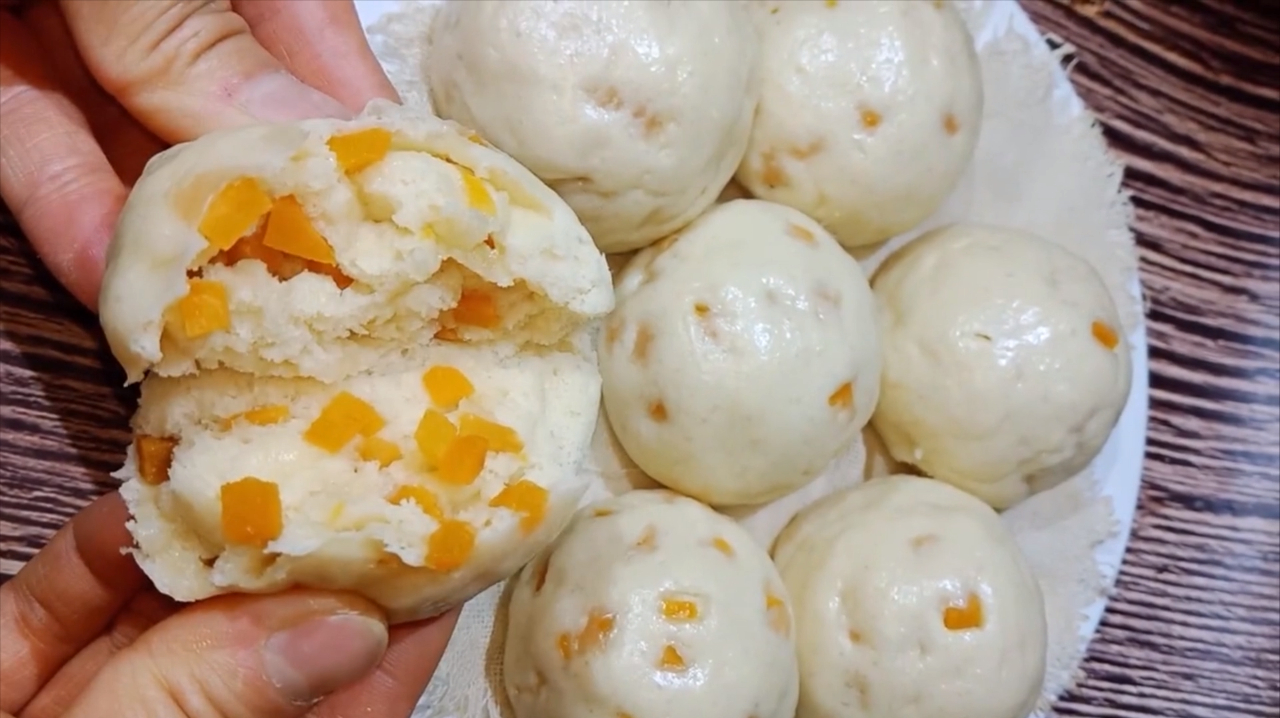 厨师长教你红薯馒头的新做法,松软好吃,一口气吃三个