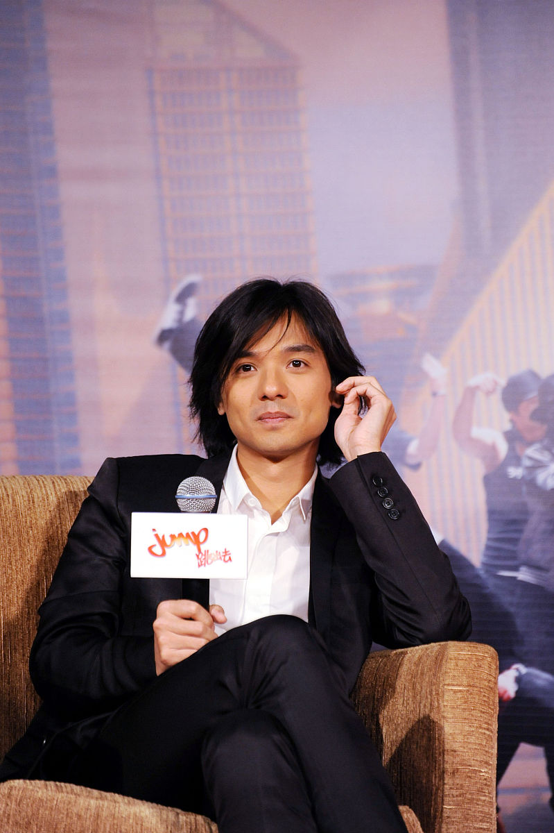 2009年11月22日,北京,电影《跳出去》北京发布会.冯德伦导演+++_+++跳