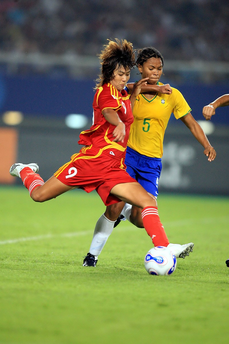 2007年9月15日,湖北武汉,2007女足世界杯d组小组赛,中国0-4不敌巴西.