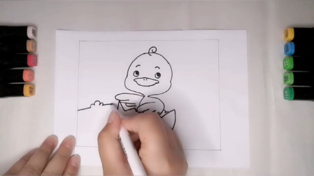 刚出壳得丑小鸭要怎么画,快和我一起边学边画吧,步骤非常简单