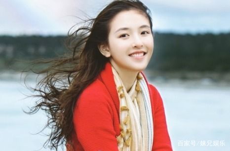 抖音章若楠壁纸