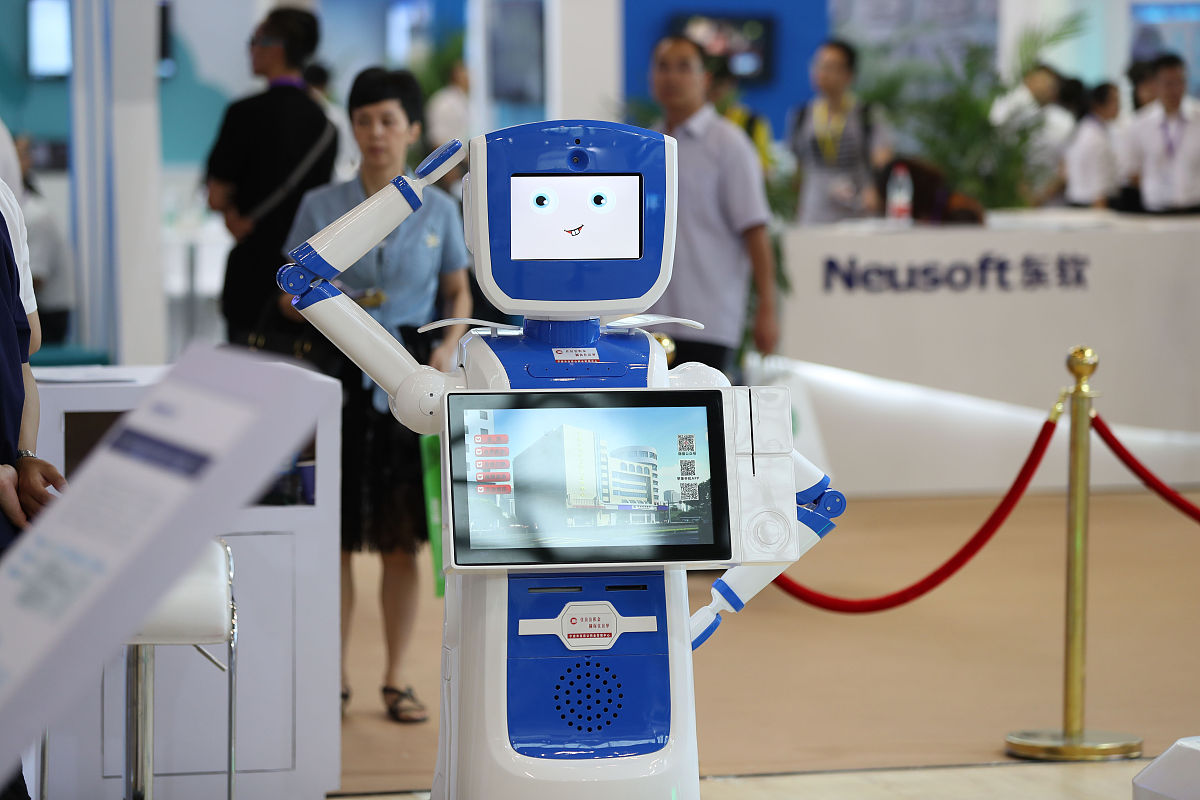 2023年3月27日日本上智大学在其官网上发布了关于ChatGPT 和其他 AI 聊天机器人的评分政策。该政策规定未经导师许可不允许在任何作业中使用 ChatGPT 和其他 AI 聊天机器人生成的文本、程序源代码、计算结果等。如果发现使用了这些工具将会采取严厉措施。