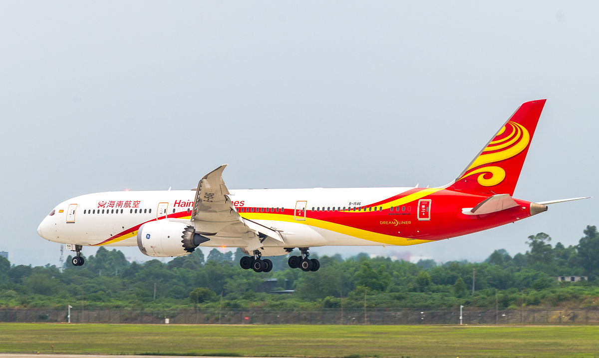 成都航空专业学校有些什么特点