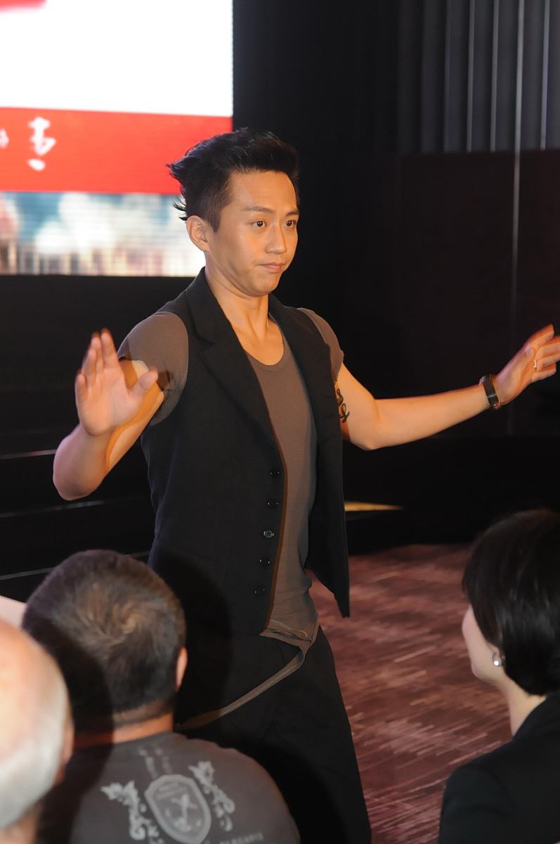 2011年6月12日,上海,第14届上海电影节.2011"e触即发"作品推介会.***_