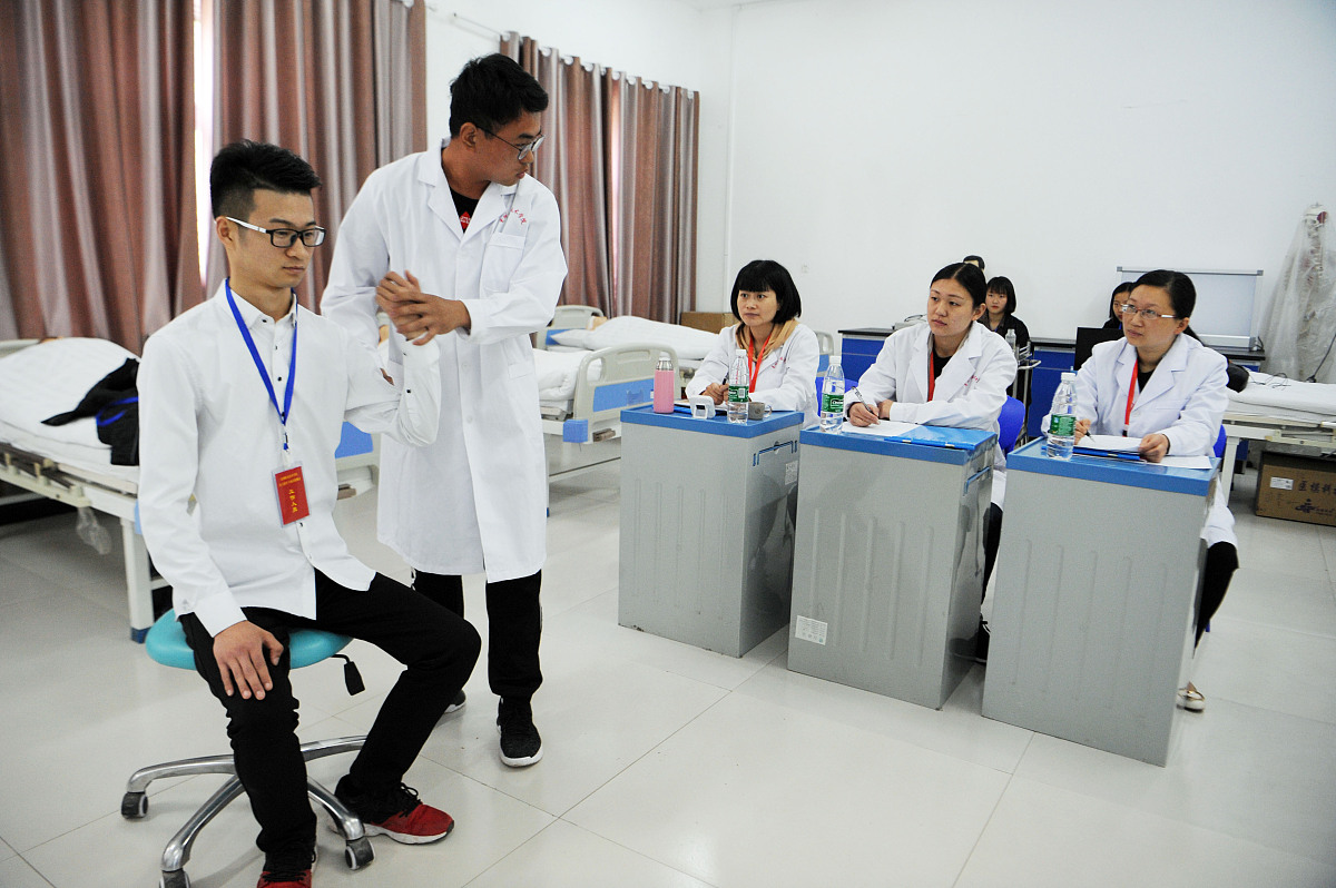 贵阳市卫生学校里什么专业的工作比较稳定？