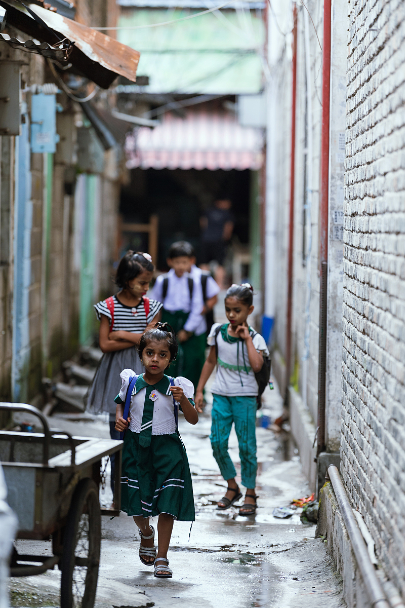 云南瑞丽最好的轻轨学校-好不好