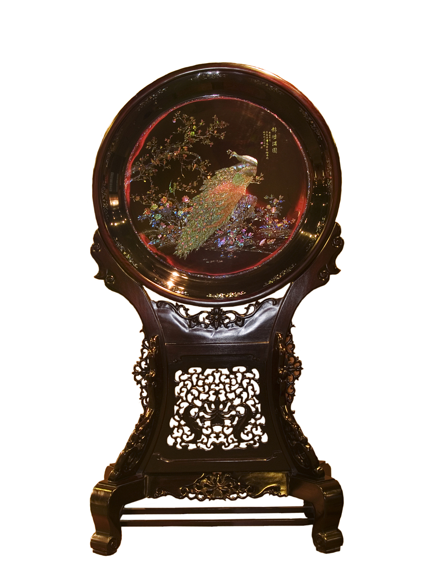 2006年5月28日,江苏,扬州漆器馆藏精品-点螺平磨漆台屏.(单张图片价格
