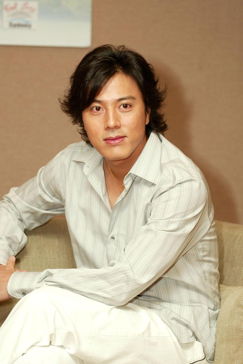 2003年9月2日,韩在石于台北晶华饭店出席记者会.+++_+++韩在石,