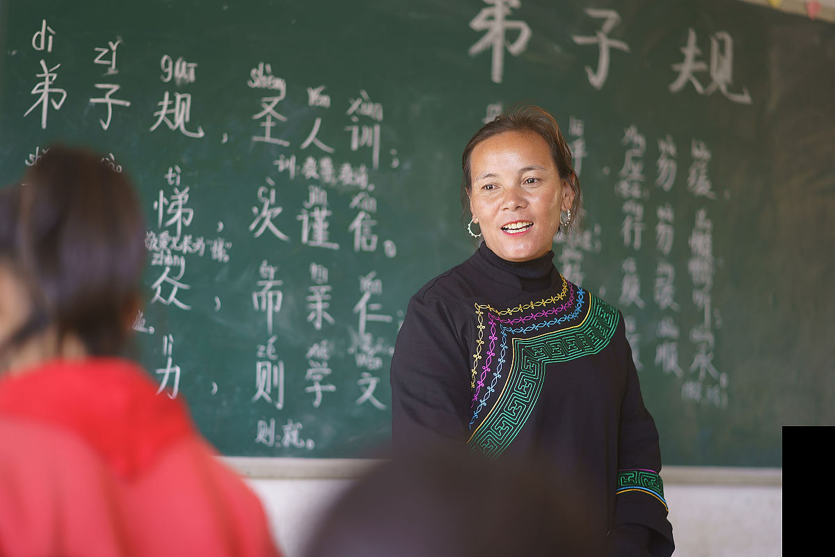 农村医学毕业可以考助理医师证吗？-解读报考条件