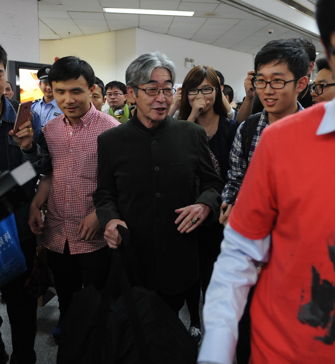 《奥特曼》的主题曲