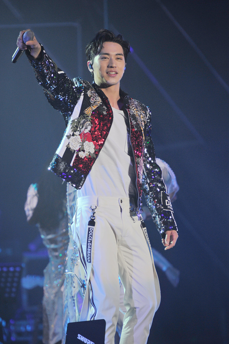 帮我《手冲咖啡》做一个吉他曲，并指明节拍和速度。