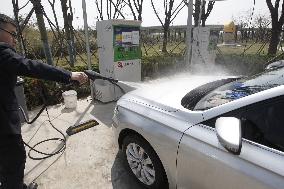 喷淋式洗车装置商业模式全解析：从自助洗车到移动服务