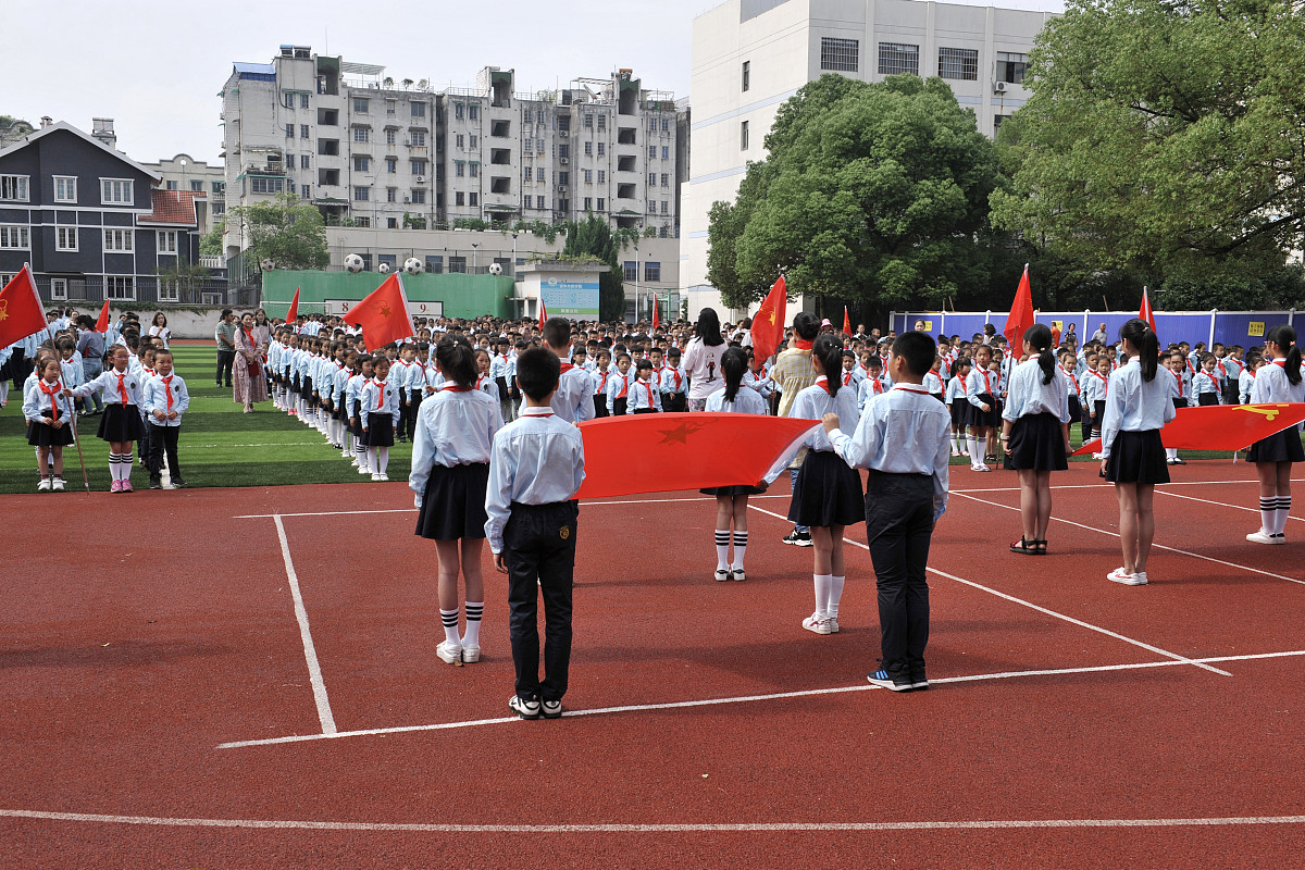 各地"萌娃"庆六一(滚动更新)