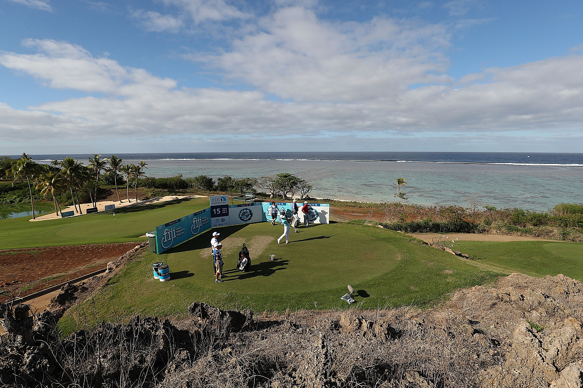 I had a great experience of lake cleaning as a volunteer with those local Mongolia volunteers