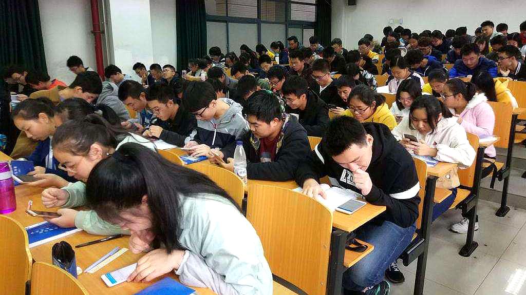 [图]大学尽量不挂科,但就算挂了也不要太过在意