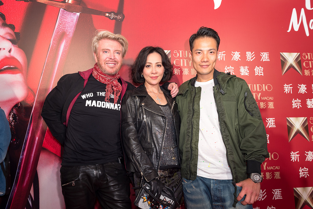 你是一位网站管理员为 明星 栏目写TDK