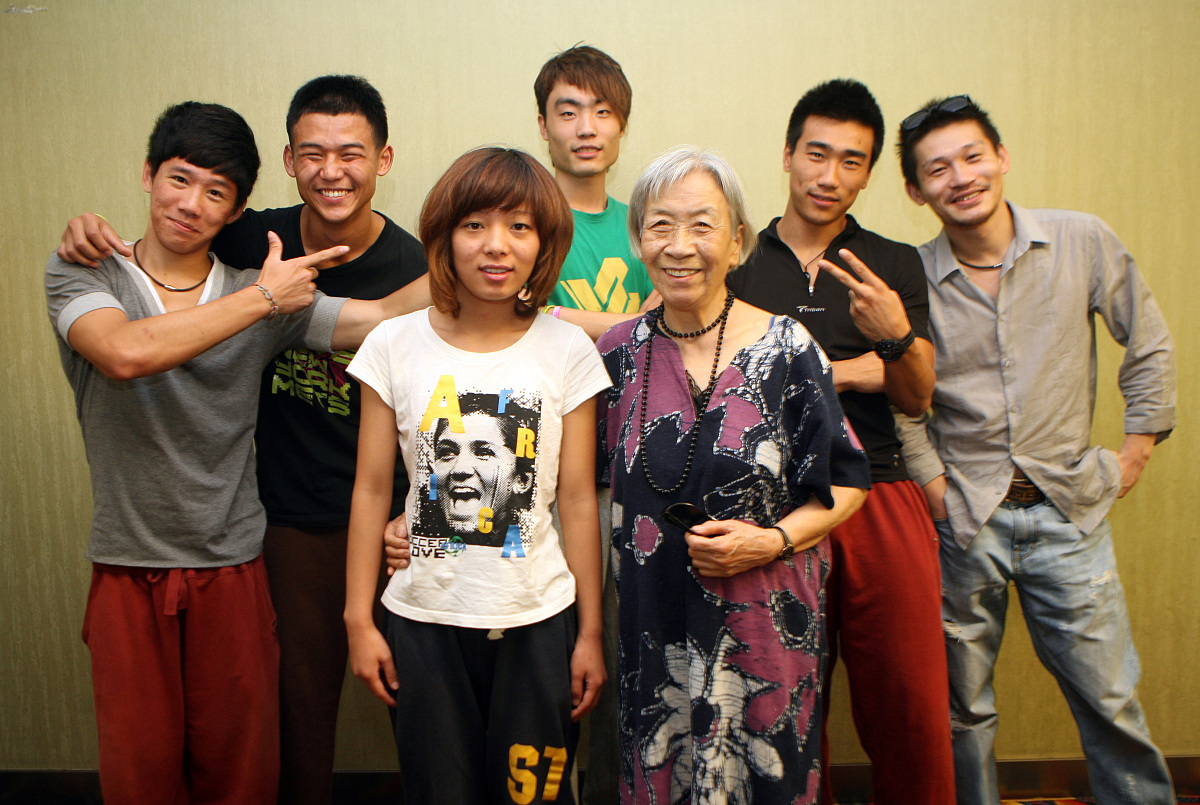 给张译、张颂文主演电视剧《狂飙》写个总结