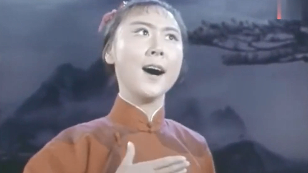 现代京剧《红灯记》选段《提篮小卖》演唱:著