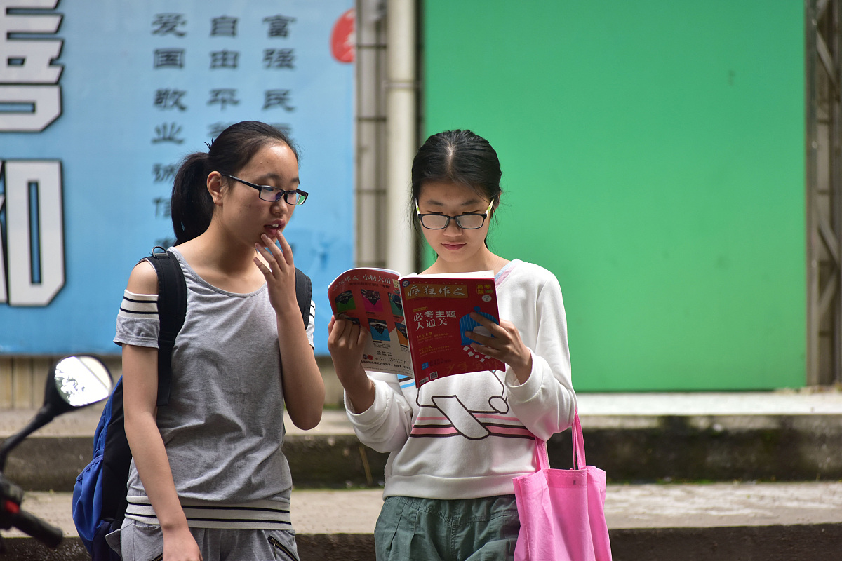 2019四川省眉山市中考状元：郭雨欣756分