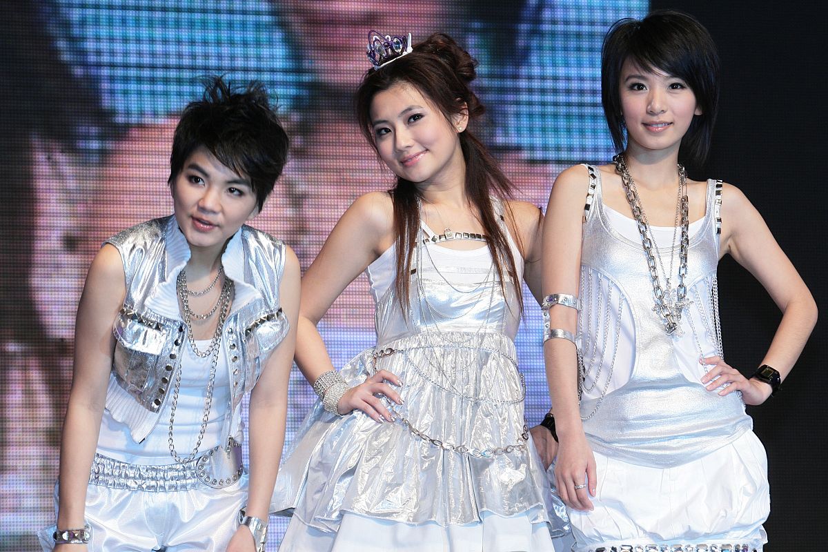 2007年 10月 14日 , 北京 , she 出席 化妆品 发布会 .+++_+++she