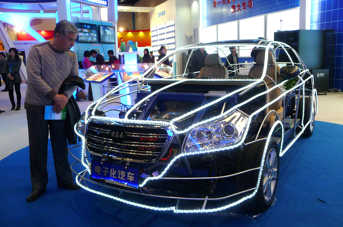 四川工业科技学院新能源汽车专业