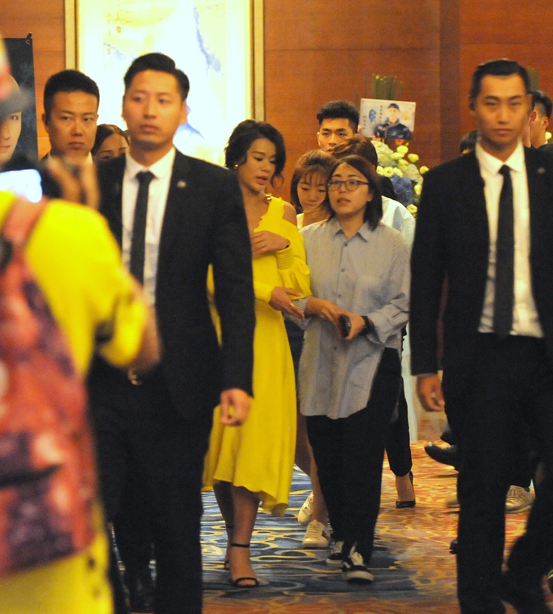 艺术展助理｜优秀学生干部｜活动策划与执行经验丰富