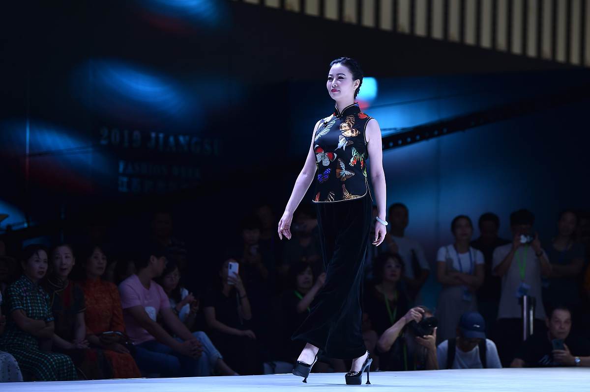 服装表演旁白技巧：如何提升观赏体验