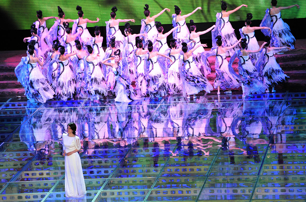 万泉河水和斗笠舞是同一曲吗回答+拓展