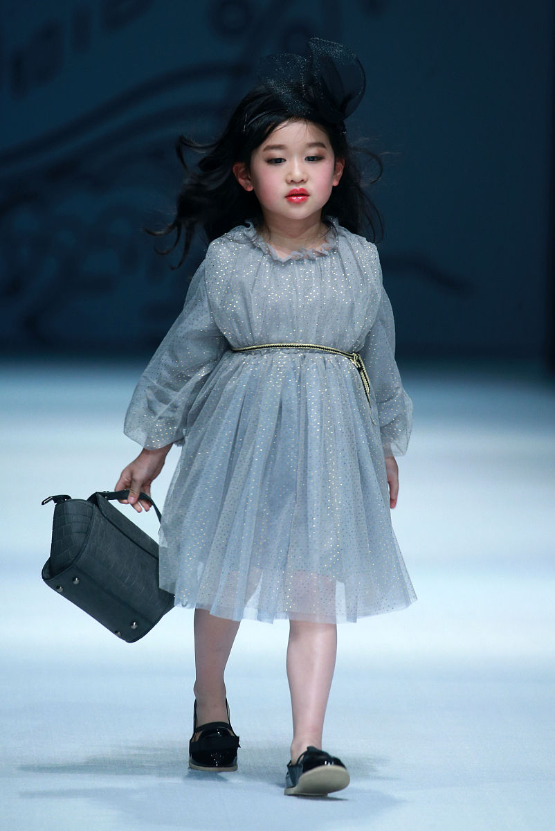 20条回复：女装越做越小、童装奶辣成熟审美是流行还是畸形